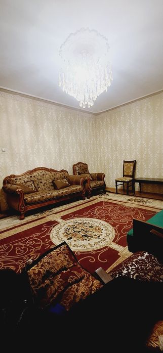 Сдаётся 3комнатная квартира переделанная в 2комнатную.