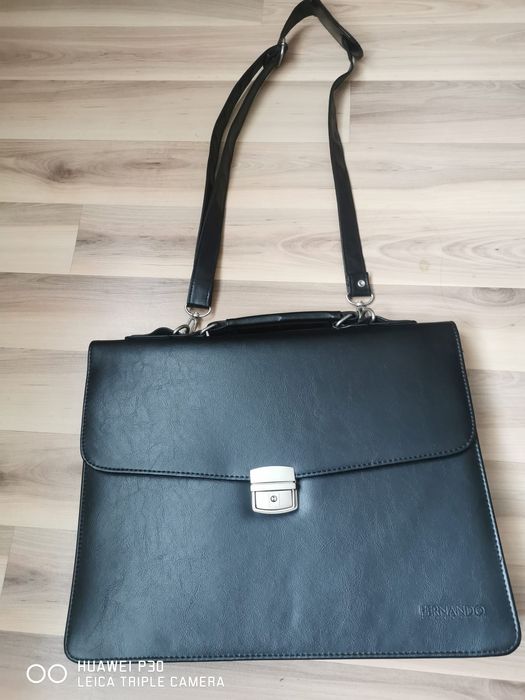 Geanta din piele naturala,  tip diplomat, cu cheie