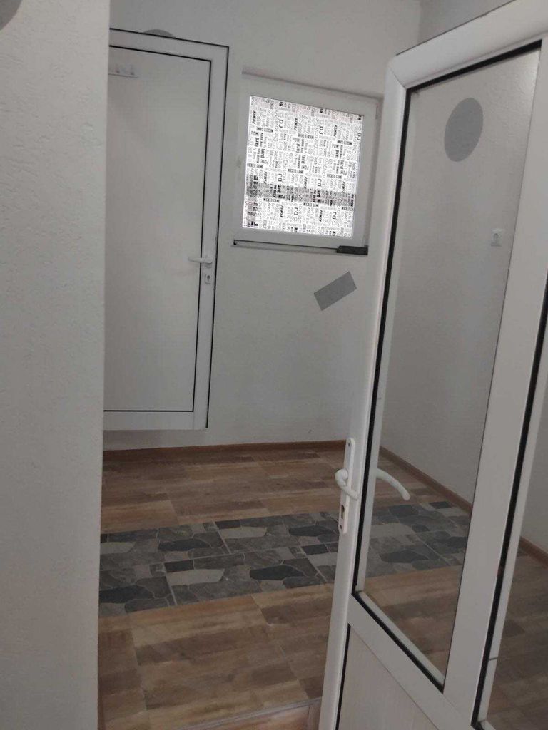 Дава се под наем Магазин в Добрич, Дружба 1 - 84 кв.м за 255 € - Снимка #6