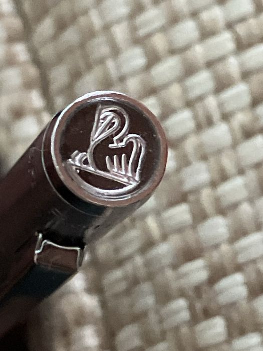 Stilou waterman si pix pelikan