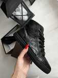Adidași Gucci autentici