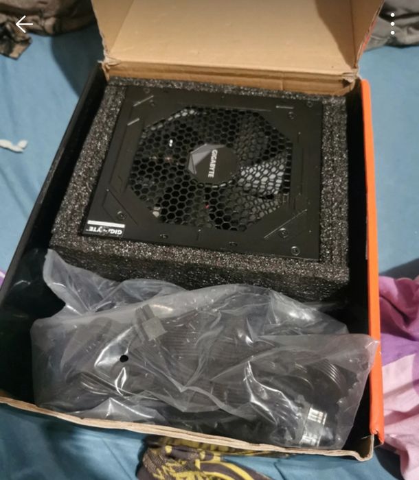 Sursa pc gigabyte