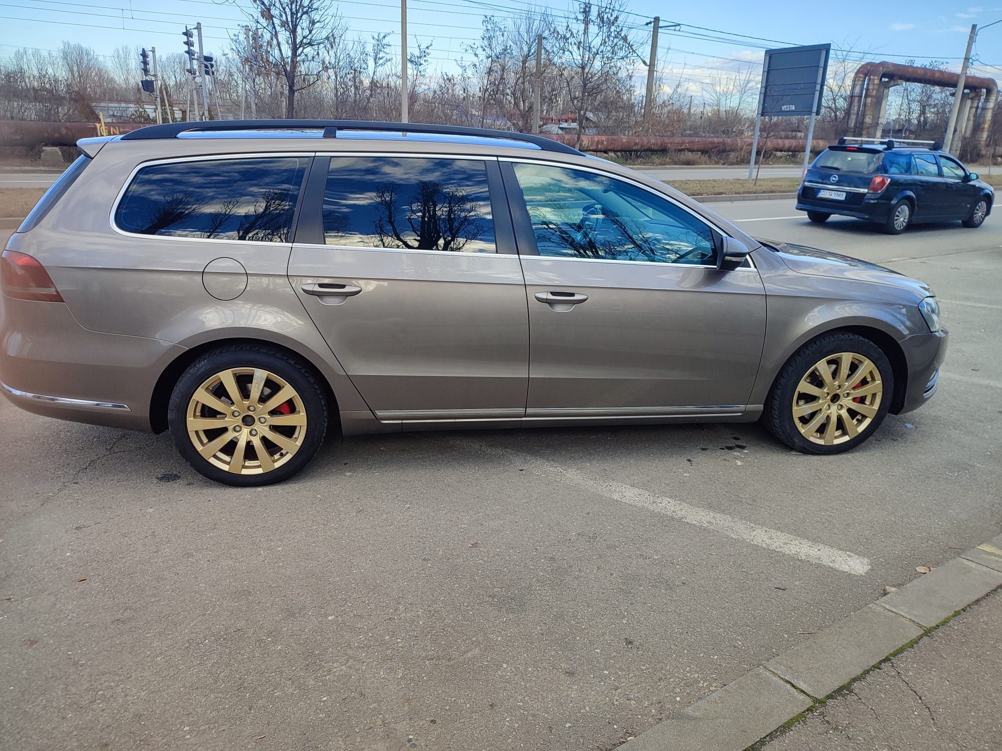 Vind Volkswagen B7