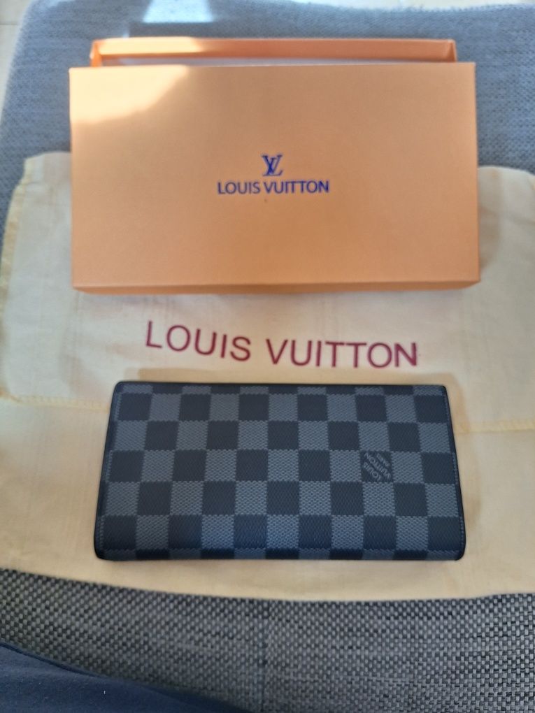 Мъжки портфейл Louis Vuitton Brazza Wallet