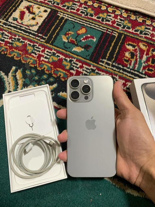 iPhone 15 Pro Max