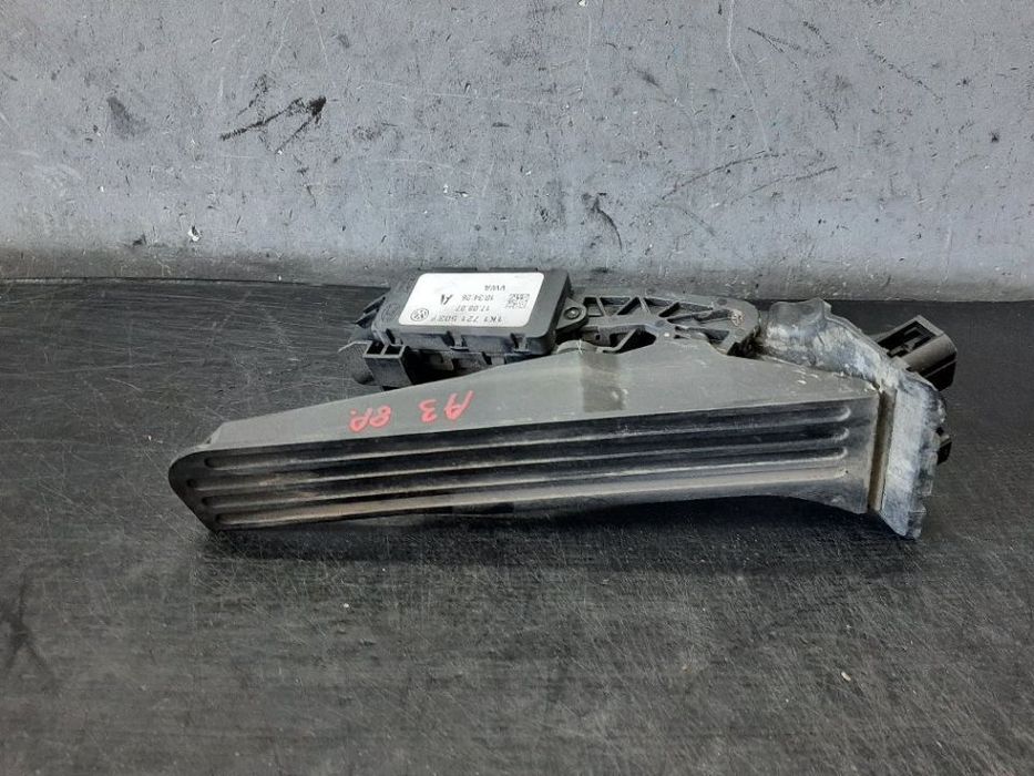 Pedala acceleratie audi a3 8p 1k1721503p