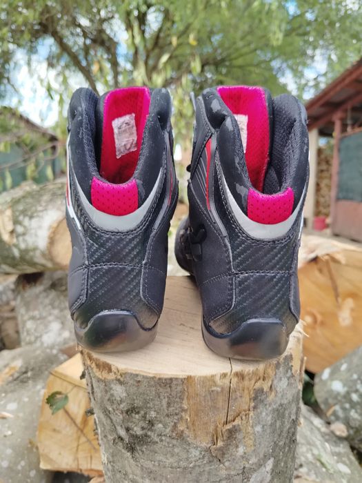 Vând ghete moto TCX mărimea 39