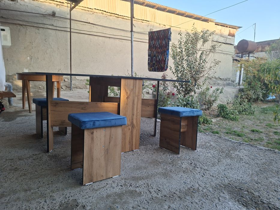 Yigʻiladigon stol kamplekt