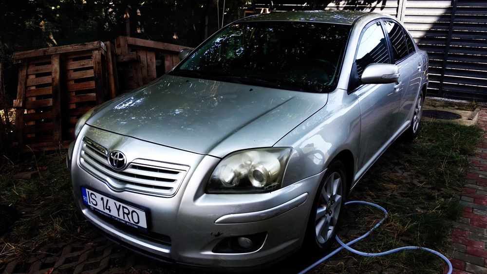 Toyota Avensis 2.2