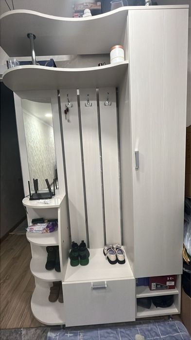 Модульный шкаф для прихожей