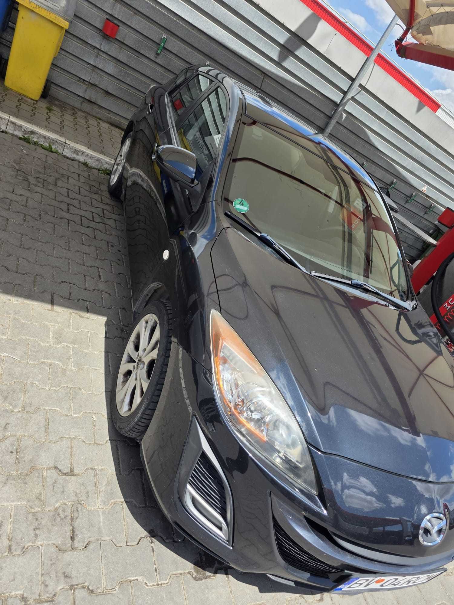 MAZDA 3  ,1,6 benzina