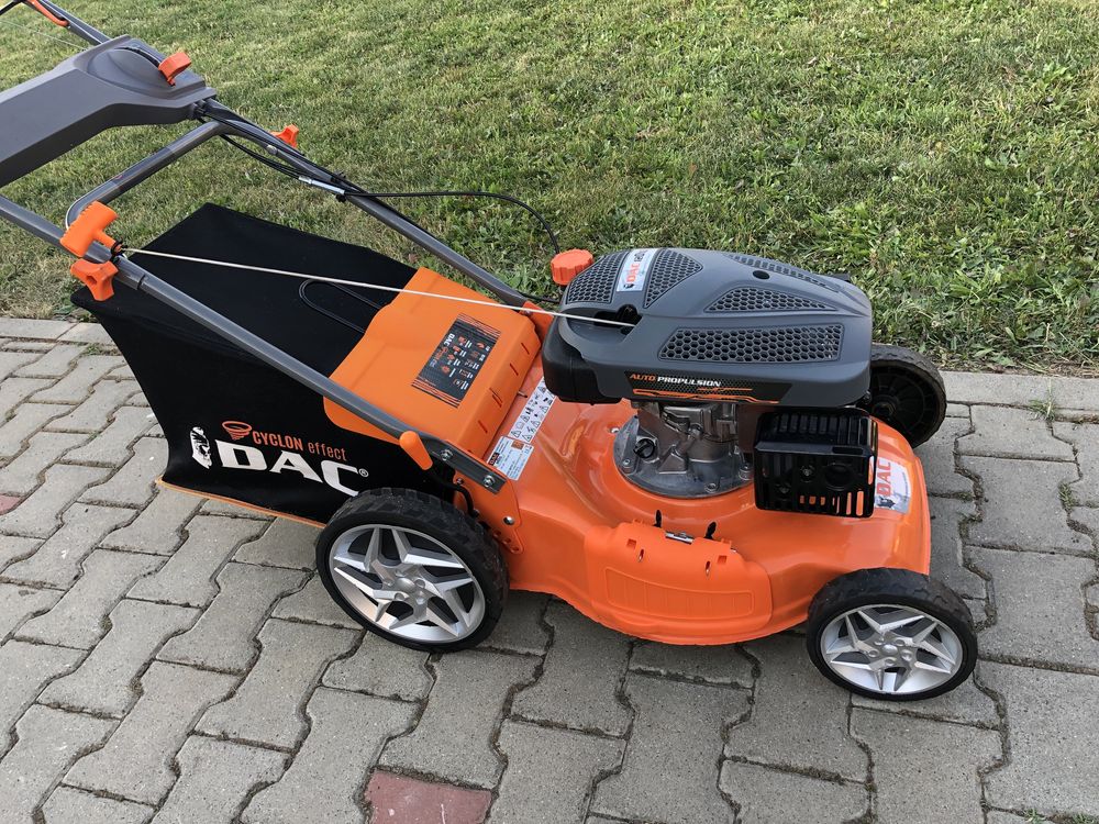 masina de tuns iarba Ruris Dac 120XL garantie