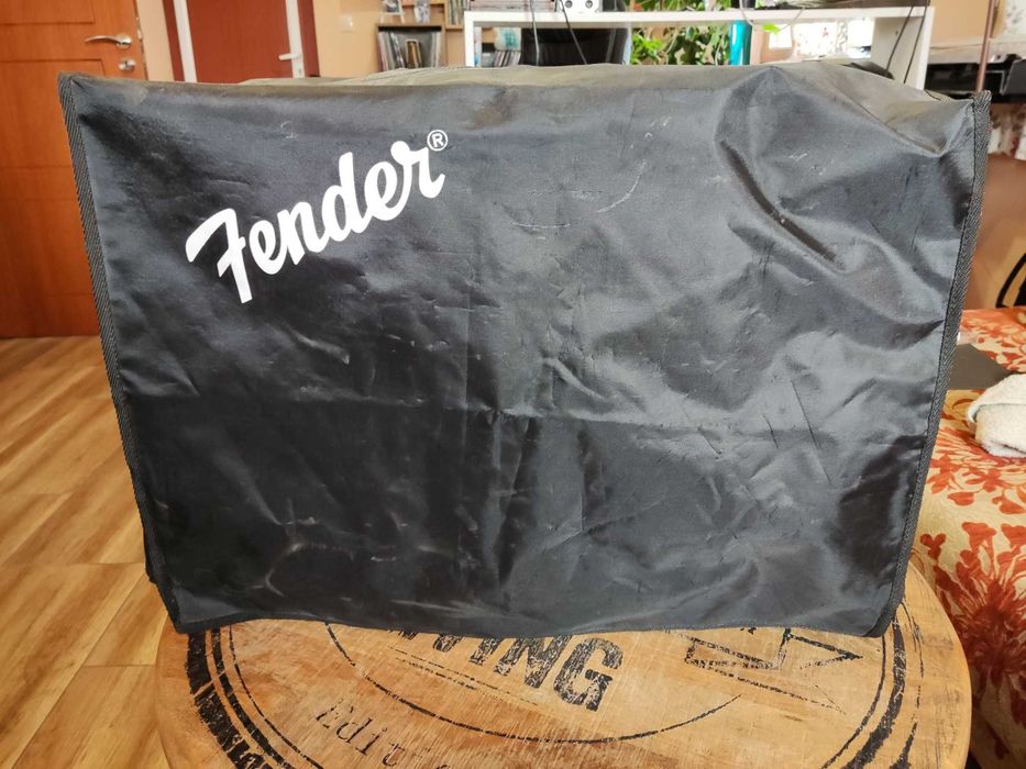 Fender PD 150 Plus
