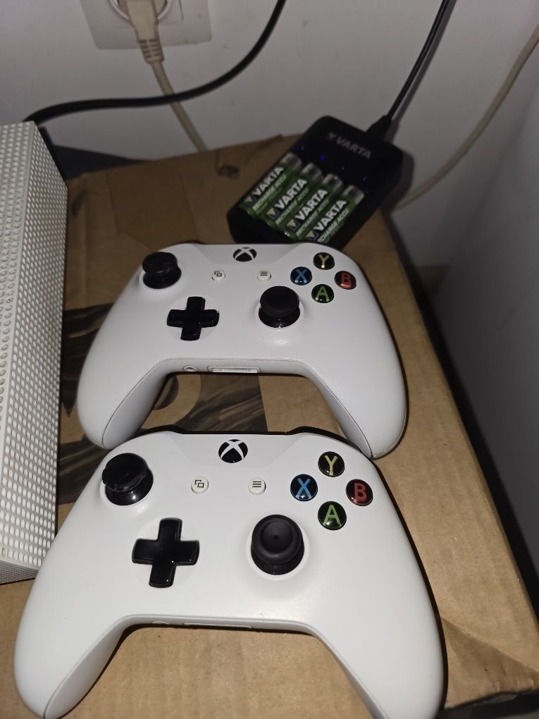 XBOX ONE S ( 1S ) 500GB