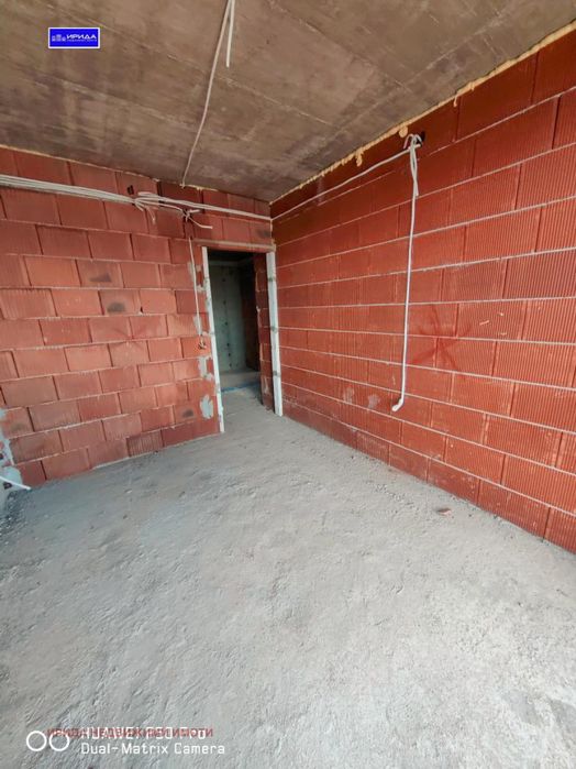 Продава се Тристаен апартамент в София, Кръстова вада - 124 кв.м за 1916 €/кв.м - Снимка #2