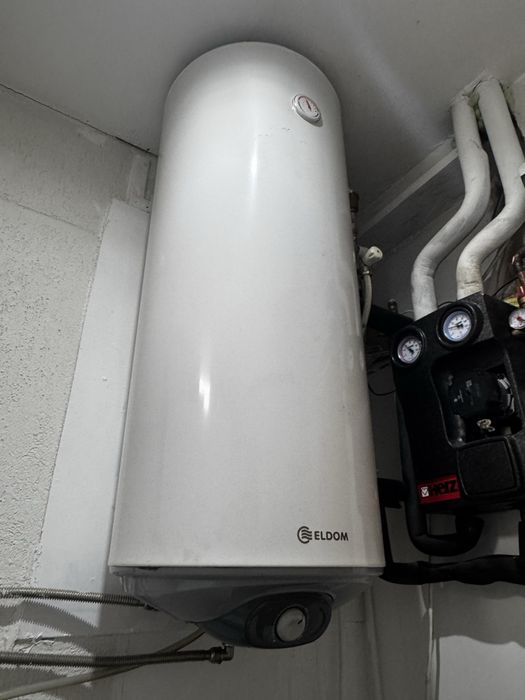 Части за соларна система. За топла вода медни тръби ф18околон30 метра