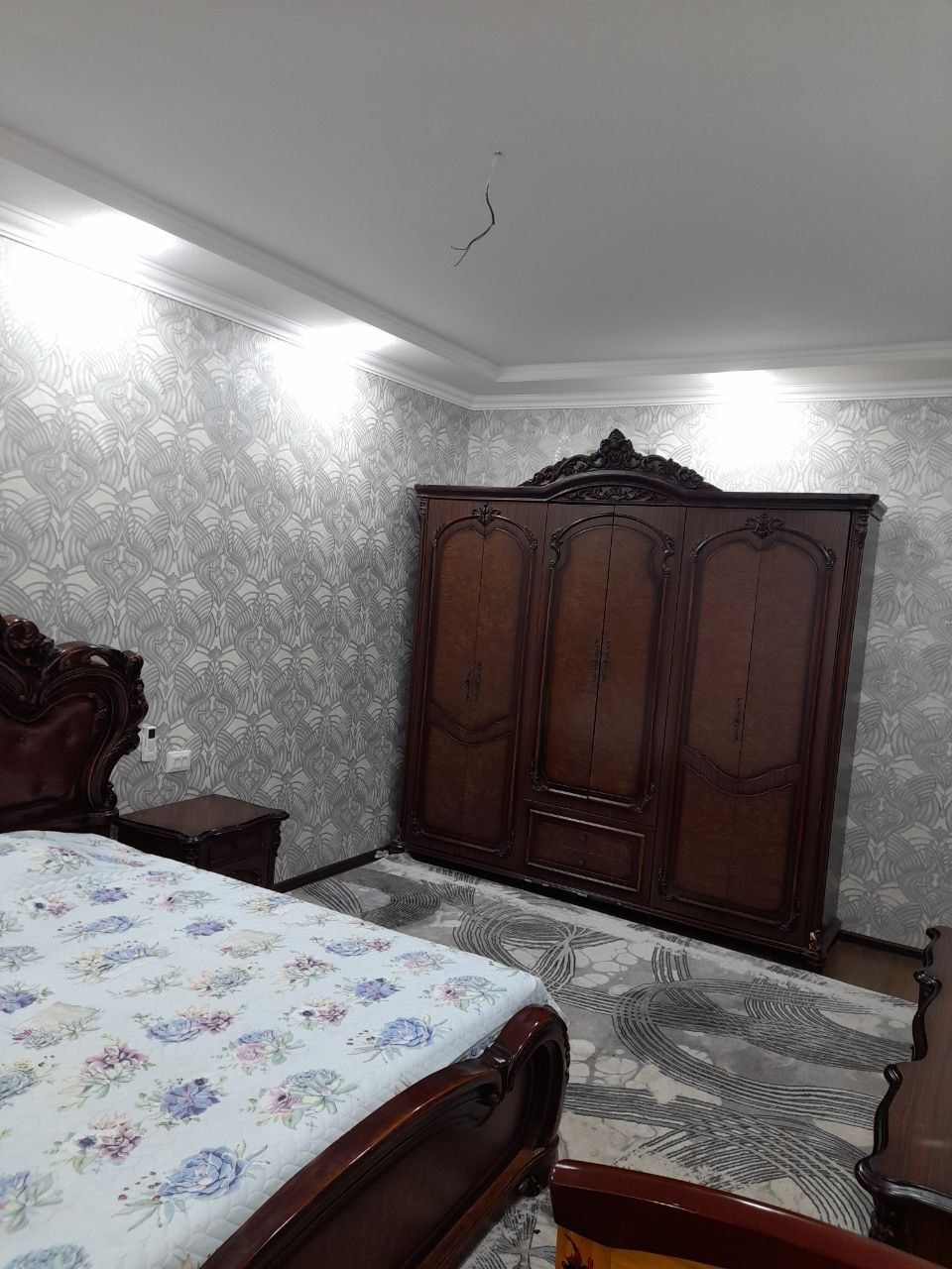 Продаётся дом в яшнабаде 2-ком 1,75 сот срочно