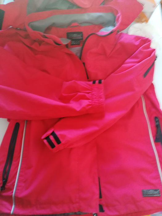 Geaca killtec impermeabila marime 40 - 42.