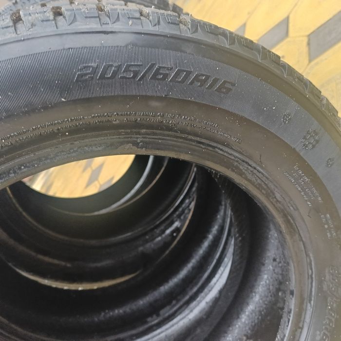 Продам резину зимние размер 205/60/16 фирмы Triangle шипы