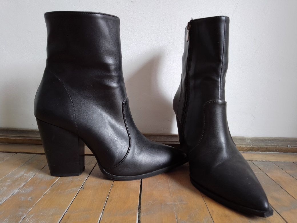 Botine NA-KD marime 39