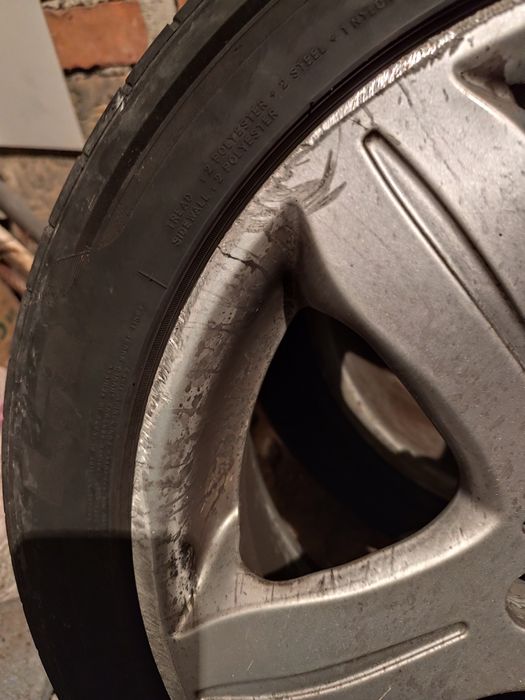 Има външни забележки.
Продавам джанти за Мерцедес 
Без кривини и завар