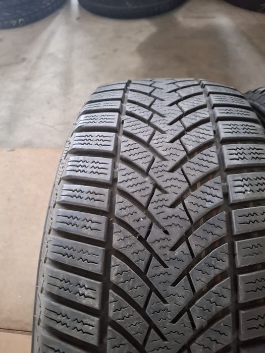 2 Anvelope de iarnă 205 55 r16 Semperit