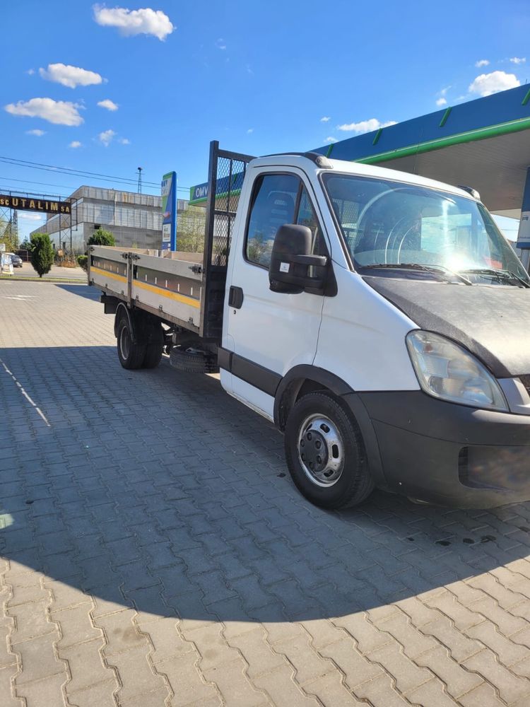 Iveco Daily Basculabil pe trei parti 3.5T