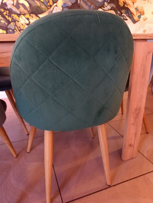 Трапезни столове