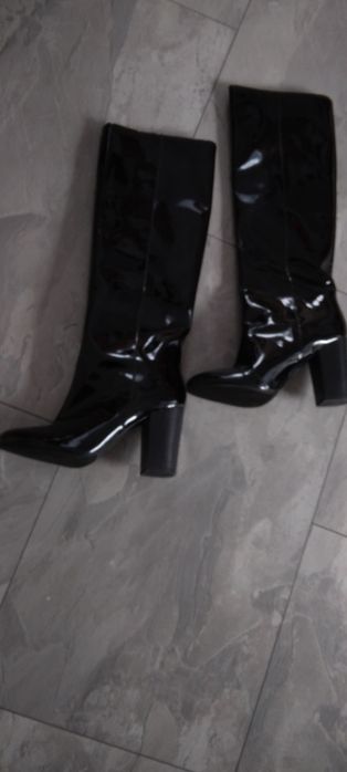 Cizme piele lăcuită 36