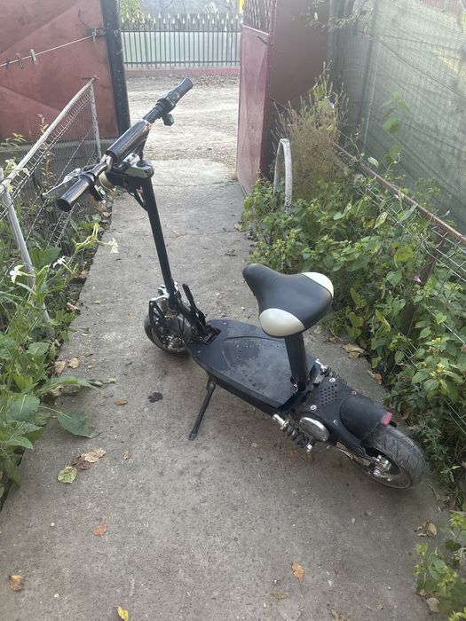 Vand trotineta model HB-ES1000A