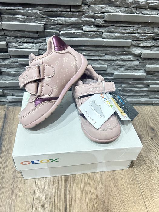 Обувки Geox р-р 23 в розов цвят