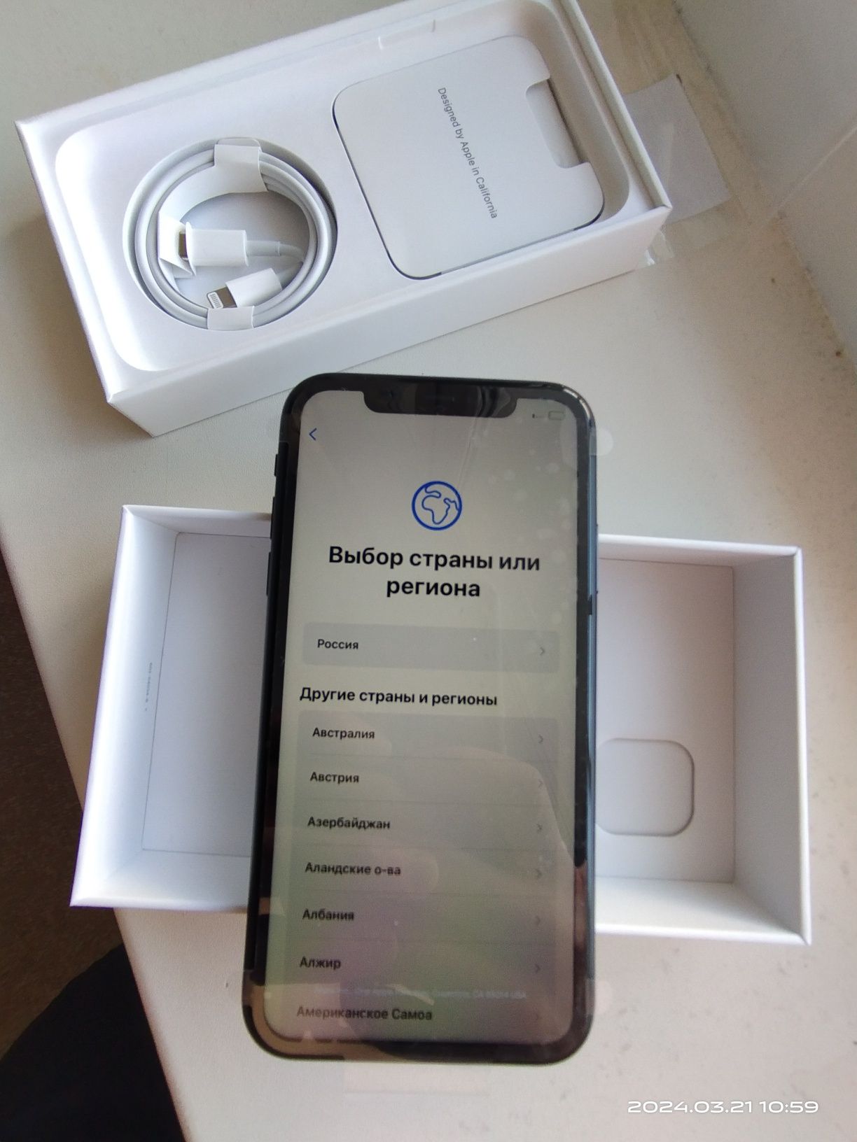 iPhone 11,  на 128