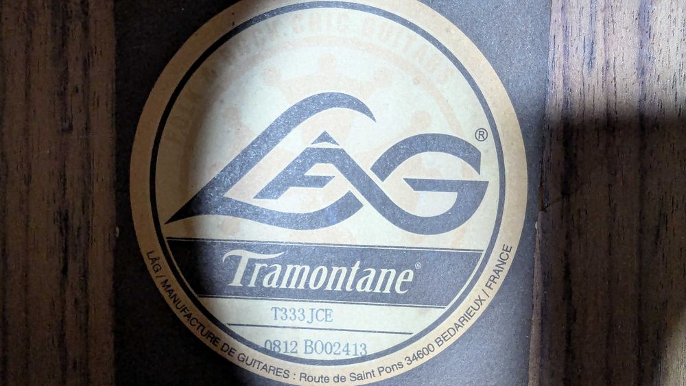LAG Tramontane T333 JCE Jumbo електро-акустична китара