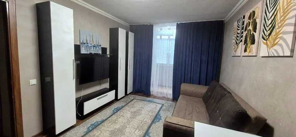 Продаётся 1/3/4 Академгородок С ремонтом 30м2