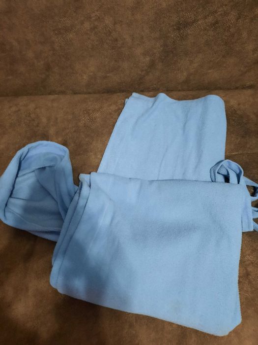 Продам женские халаты в хорошем состоянии длинные 46-48 размер