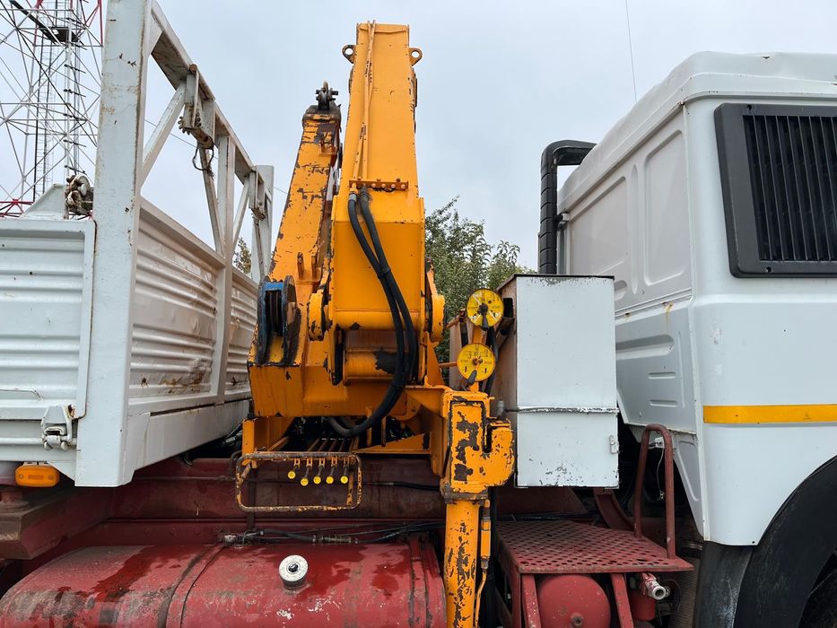 Autoutilitara n3 190-38 Iveco turbo star cu macara