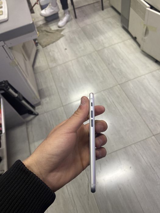 Iphone 8 64gb sotilad
