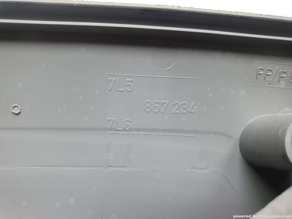 Ornament stalp parbriz dreapta VOLKSWAGEN TOUAREG (7LA, 7L6, 7L7) [ 2002 - 2013 ] R5 TDI (BAC, BPE) 128KW|174HP OEM 7L6867234 / 7L6 867 234