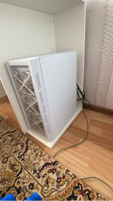 Продам компютер в хорошошем состояний