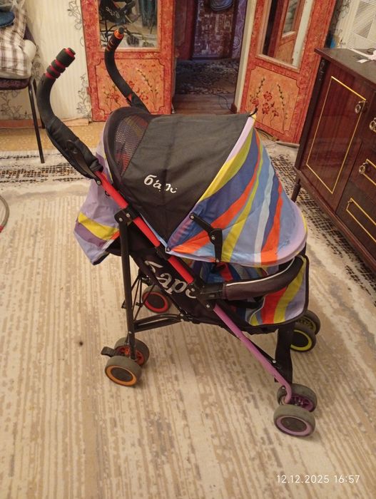 Продам летнию коляску