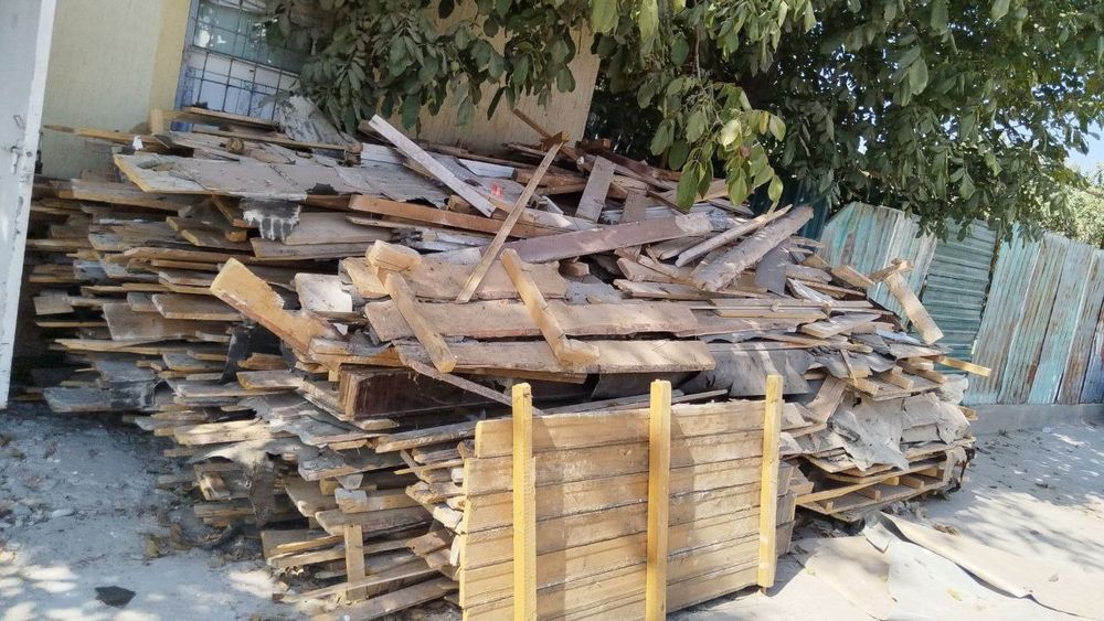 Доски шпалы продаётся