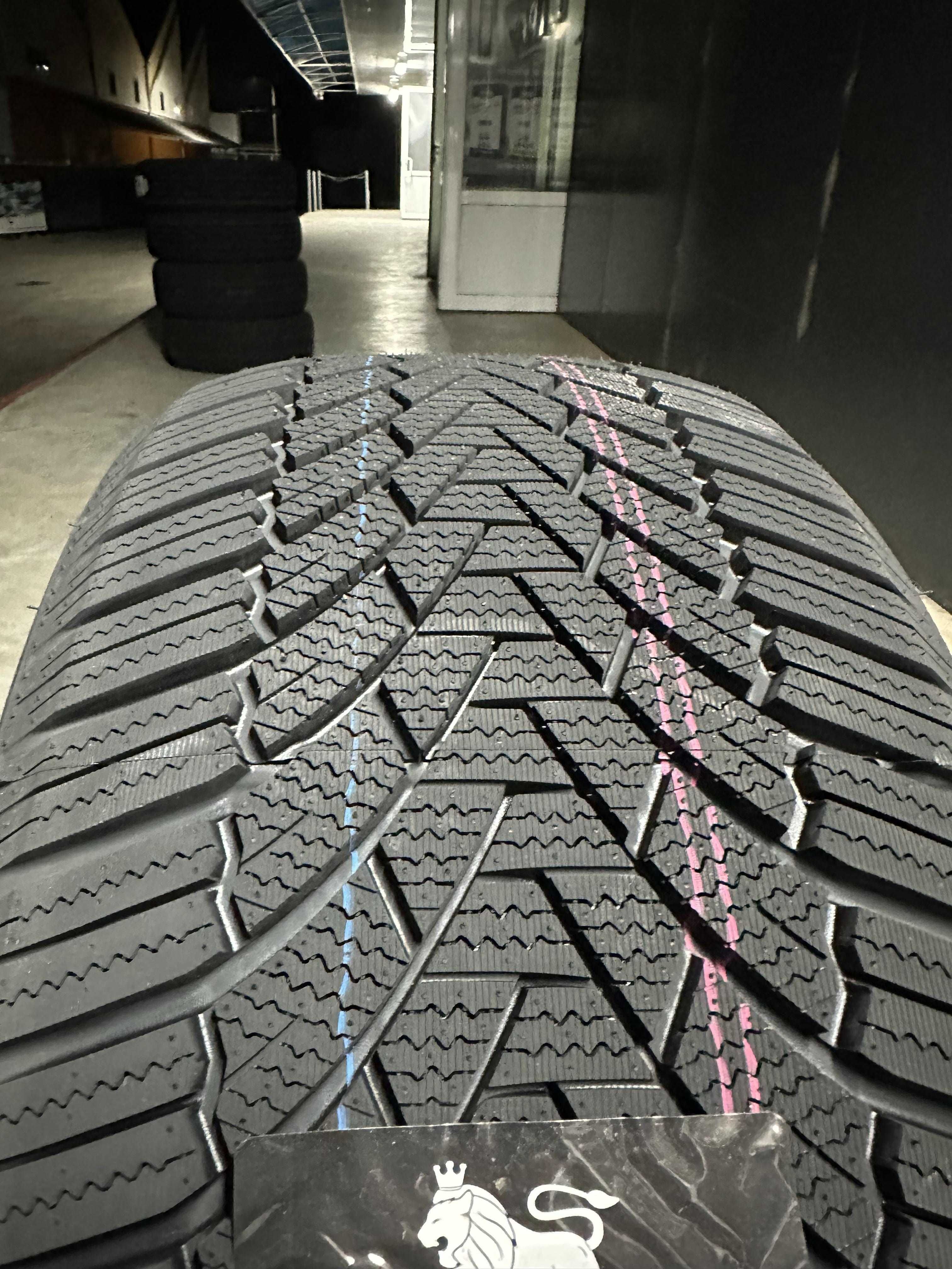 Нови зимни гуми ARIVO Winmaster ProX ARW 3 245/40R17 95V XL НОВ DOT