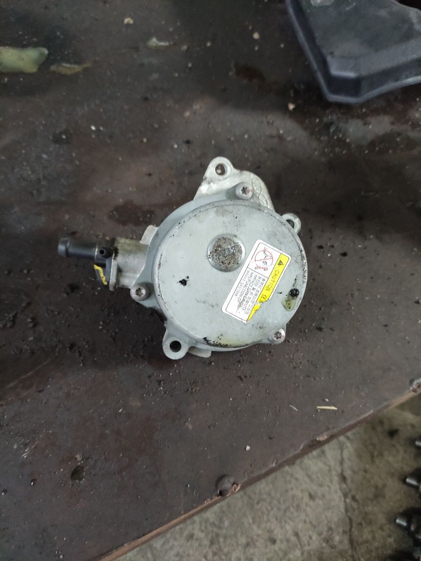 Вакум помпа за Hyundai i30 1.6crdi 28810-2A101