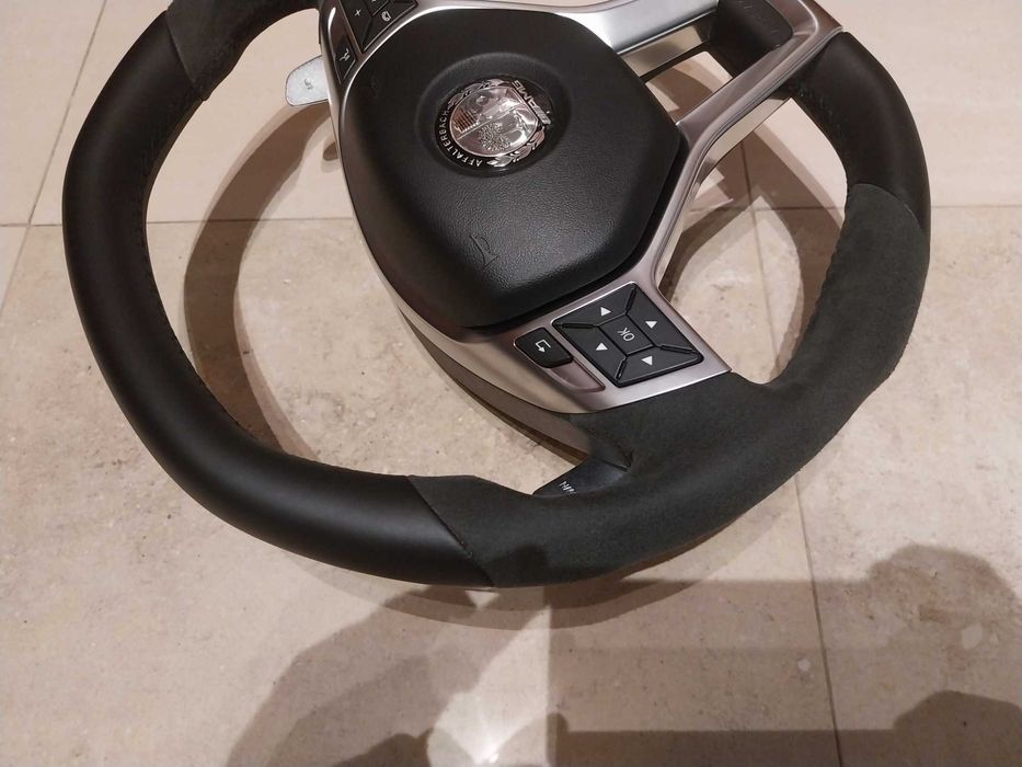 Мерцедес AMG Performance волан - Mercedes W212 W218 W204 W463 W166