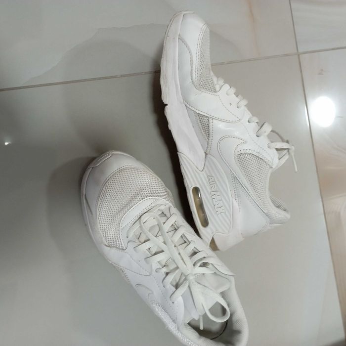 Маратонки nike eir max beli