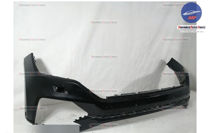 Предна броня / Bara Fata R Line оригинална със сензори и миещи устройс