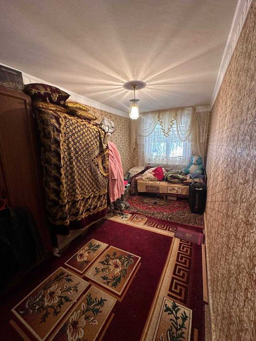4х комнатная квартира на 1 этаже 80кв/м, в Самарканде