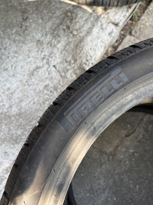 Зимни гуми 235/40/19