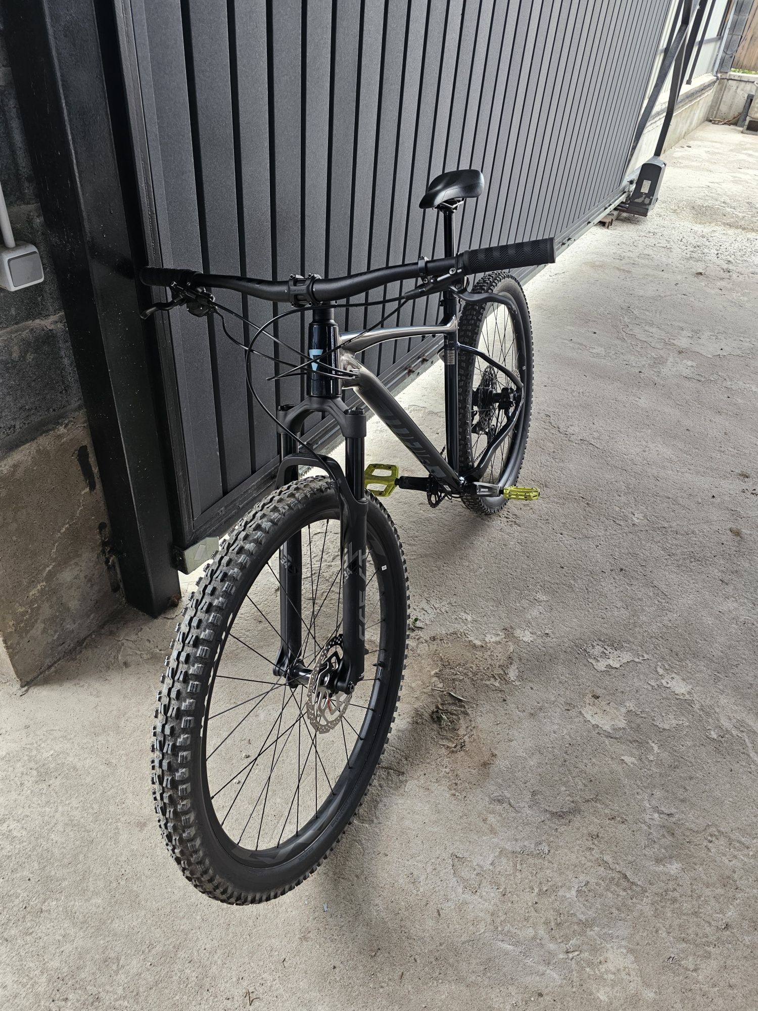 Горный Велосипед Giant fathom 1 2023/Xl +комплект для ухода