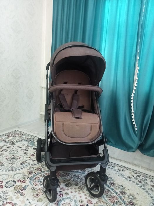 Продаю детскую коляску